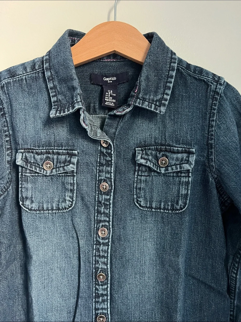GAP | Kids Indigo Denim Button-Front Shirt Size S (6-7)